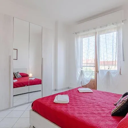 Bilocale In Area Servita E Ben Collegato Al Centro *